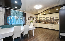 Омская обл., г. Омск, ул. 24-я Линия, д. 27